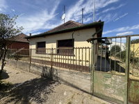 Eladó családi ház, Szolnokon, Torony utcában 16 M Ft, 2 szobás