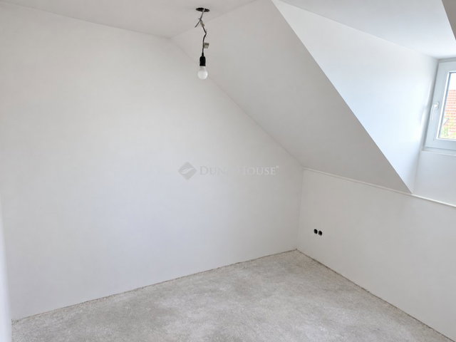 Eladó téglalakás, Vecsésen 50 M Ft, 2 szobás