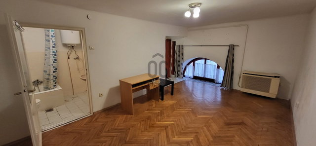 Eladó téglalakás, Budapesten, VIII. kerületben 32.5 M Ft