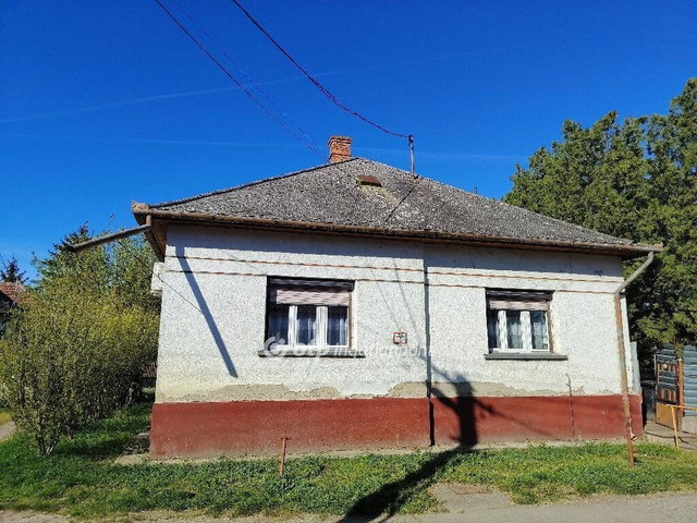 Eladó családi ház, Zagyvarékason 19.9 M Ft, 3 szobás