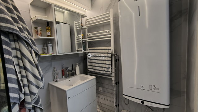 Eladó téglalakás, Budapesten, XIII. kerületben, Övezet utcában