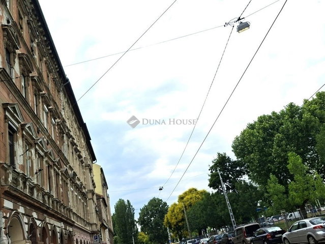 Eladó téglalakás, Budapesten, VIII. kerületben 54.9 M Ft