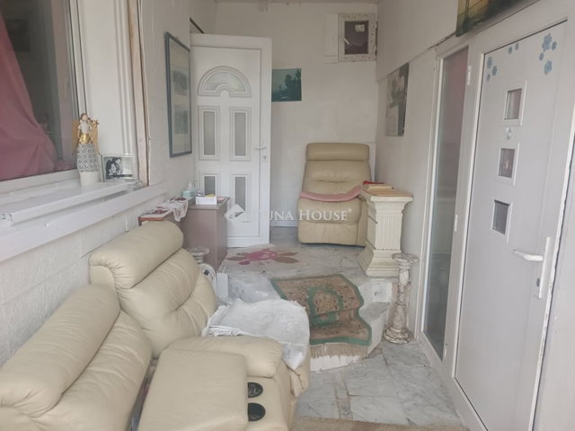 Eladó téglalakás, Budaörsön 38 M Ft, 1 szobás