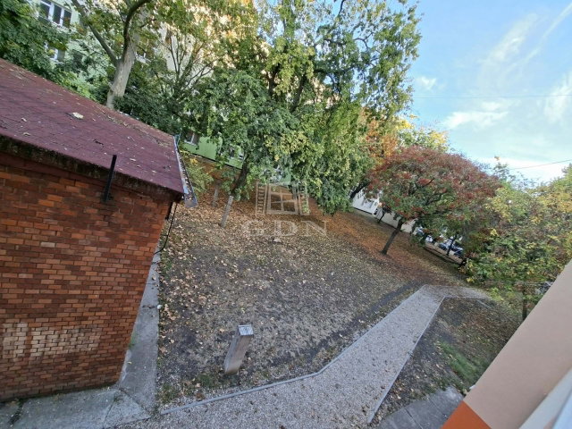 Eladó téglalakás, Budapesten, XVIII. kerületben 53.5 M Ft
