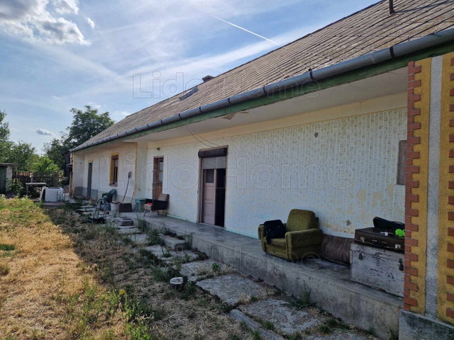 Eladó családi ház, Jenőn 18 M Ft, 3 szobás