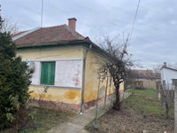 Eladó családi ház, Szolnokon 17.3 M Ft, 2 szobás