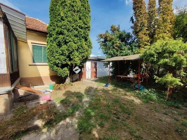 Eladó családi ház, Monoron 64.9 M Ft, 4 szobás