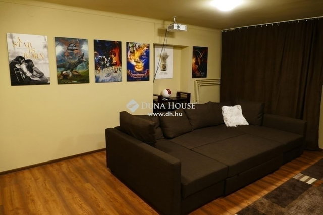 Eladó családi ház, Budapesten, XVIII. kerületben 194.5 M Ft