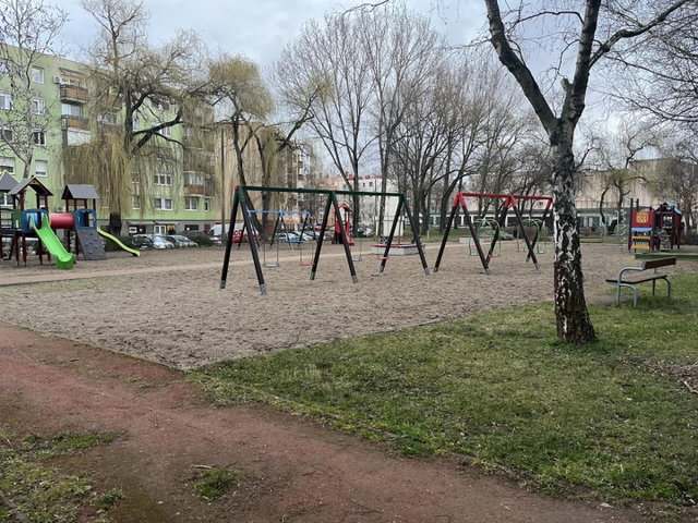 Eladó téglalakás, Nyíregyházán 43.5 M Ft, 2+2 szobás