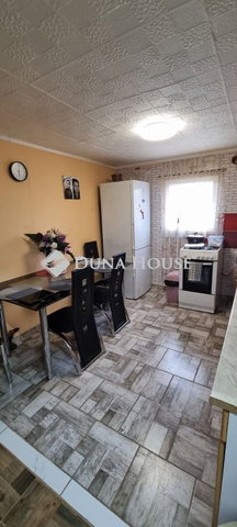 Eladó családi ház, Budapesten, XI. kerületben, Repülő utcában