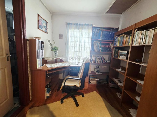 Eladó családi ház, Tiszaszigeten 65.9 M Ft, 6 szobás