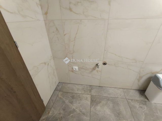 Eladó családi ház, Nagykátán 55 M Ft, 3 szobás