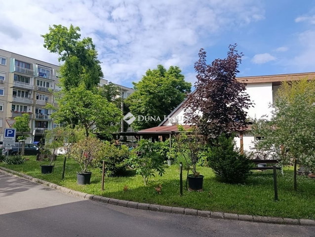 Eladó üzlethelyiség, Gödöllőn 399 M Ft / költözzbe.hu