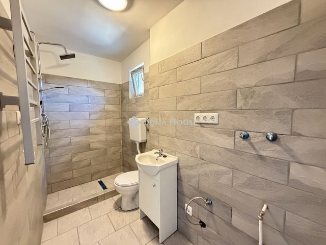 Eladó téglalakás, Budapesten, XXI. kerületben 23.9 M Ft