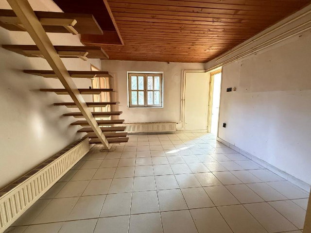 Eladó családi ház, Budapesten, II. kerületben 109.98 M Ft