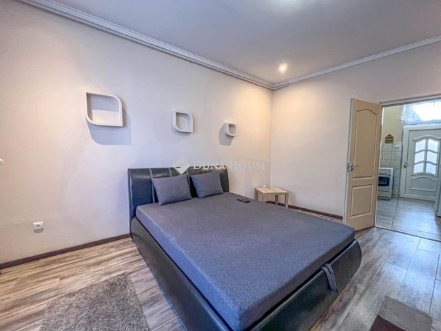 Eladó téglalakás, Budapesten, XX. kerületben 34.9 M Ft, 1 szobás