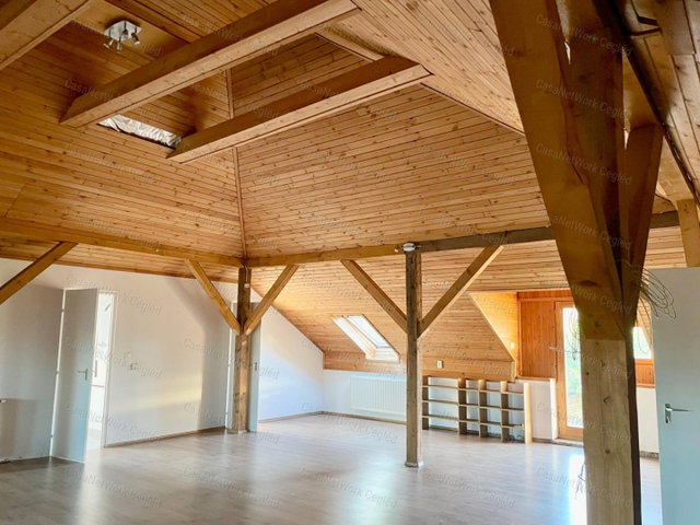 Eladó családi ház, Vezsenyen 45 M Ft, 6 szobás