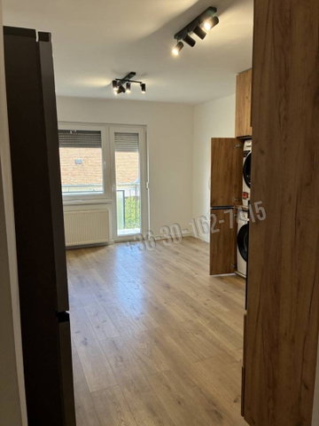Kiadó téglalakás, albérlet, Pécsett 250 E Ft / hó, 3 szobás