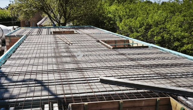 Eladó sorház, Üllőn, Gyömrői úton 89.9 M Ft, 4 szobás