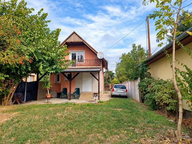 Eladó családi ház, Győrött 29.9 M Ft, 3 szobás
