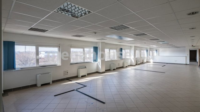 Kiadó ipari ingatlan, Budapesten, XXII. kerületben 2052 E Ft / hó