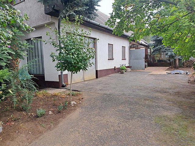Eladó családi ház, Újfehértón, Szent István úton 62.5 M Ft