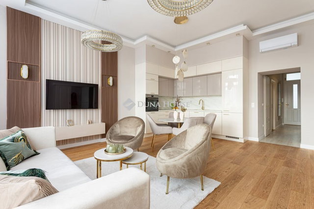 Eladó téglalakás, Budapesten, I. kerületben 199.9 M Ft, 3 szobás