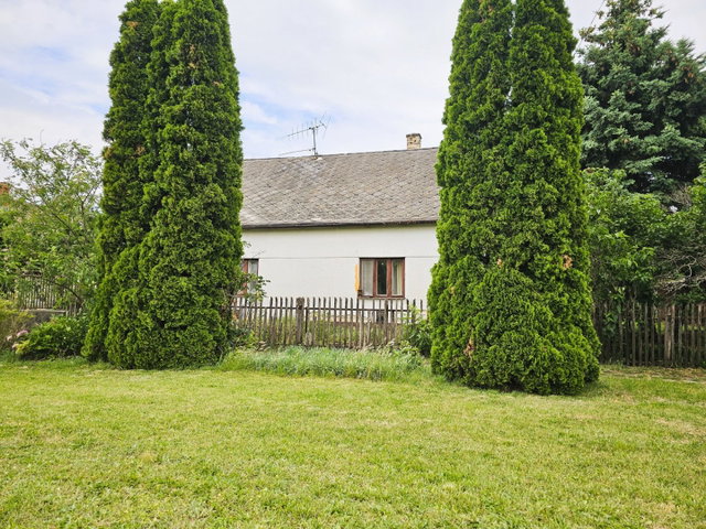 Eladó családi ház, Kisszálláson 8.5 M Ft, 2 szobás