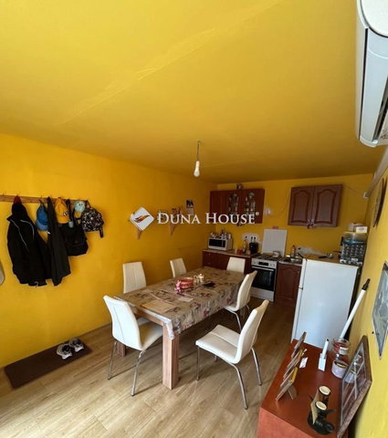 Eladó családi ház, Abonyban 24.9 M Ft, 2 szobás
