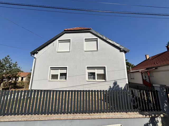 Eladó családi ház, Nemesszalókon 42.7 M Ft, 4 szobás
