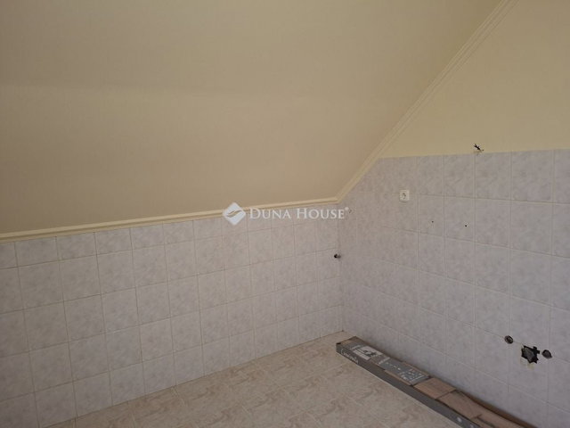 Eladó családi ház, Nyíregyházán 98 M Ft, 3 szobás