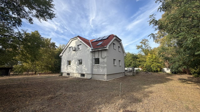 Eladó családi ház, Helvécián 89.5 M Ft, 6 szobás