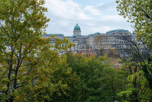 Kiadó téglalakás, albérlet, Budapesten, I. kerületben, 3 szobás