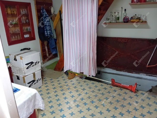 Eladó családi ház, Környén 27 M Ft, 2 szobás