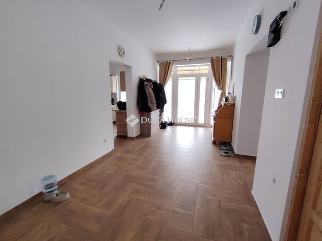 Eladó családi ház, Kisteleken 59.9 M Ft, 2 szobás