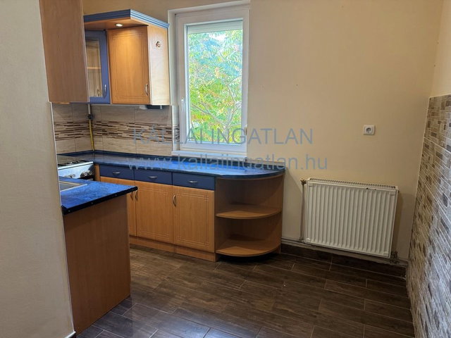 Kiadó téglalakás, albérlet, Nyíregyházán, Sólyom utcában