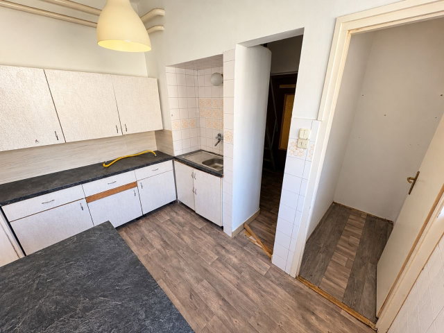 Eladó családi ház, Szigetszentmiklóson 79.9 M Ft, 3 szobás