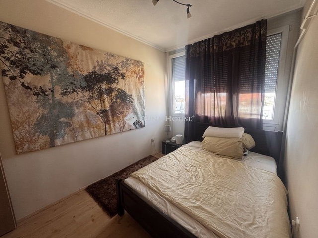 Eladó téglalakás, Zalaegerszegen 75 M Ft, 5 szobás