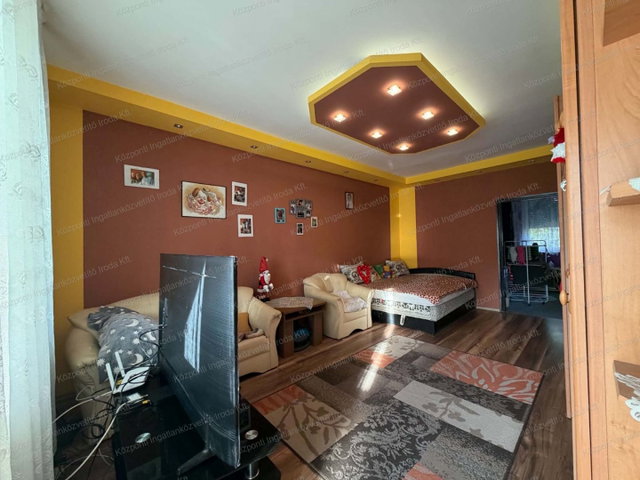 Eladó téglalakás, Tatabányán 42.85 M Ft, 2 szobás