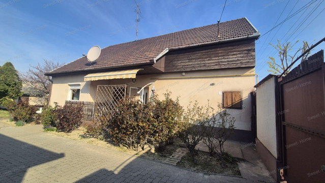 Eladó családi ház, Kecskeméten 65 M Ft, 4 szobás