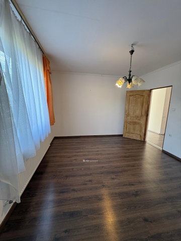 Kiadó ikerház, albérlet, Nyíregyházán 250 E Ft / hó, 3 szobás