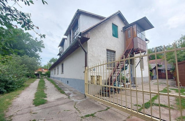 Eladó családi ház, Sződligeten 59.9 M Ft, 5 szobás