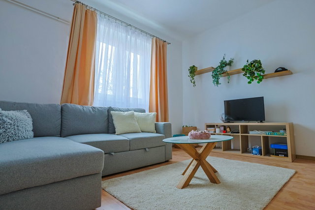 Eladó családi ház, Nagykovácsiban 75 M Ft, 1+1 szobás