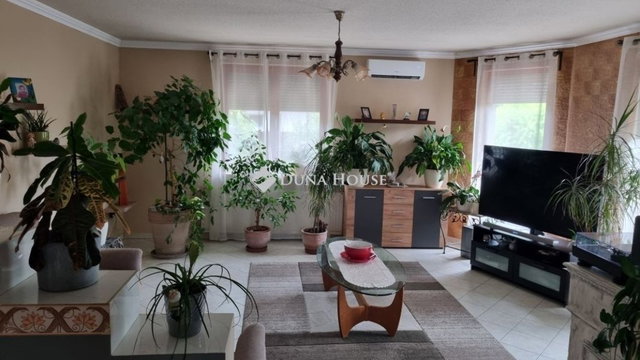 Eladó ikerház, Érden 125 M Ft, 4 szobás / költözzbe.hu