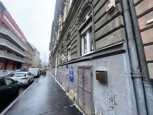 Eladó téglalakás, Budapesten, VII. kerületben 78 M Ft, 2 szobás