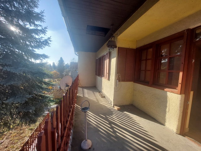 Eladó családi ház, Esztergomban 59 M Ft, 3 szobás
