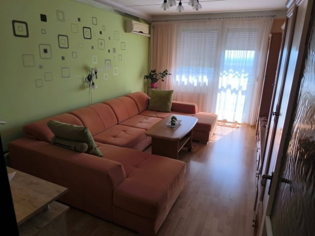 Eladó panellakás, Miskolcon 36.9 M Ft, 2 szobás