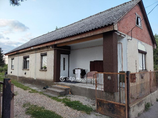 Eladó családi ház, Encsen 16.5 M Ft, 3 szobás