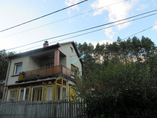 Eladó nyaraló, Arlón 10.5 M Ft, 3 szobás / költözzbe.hu