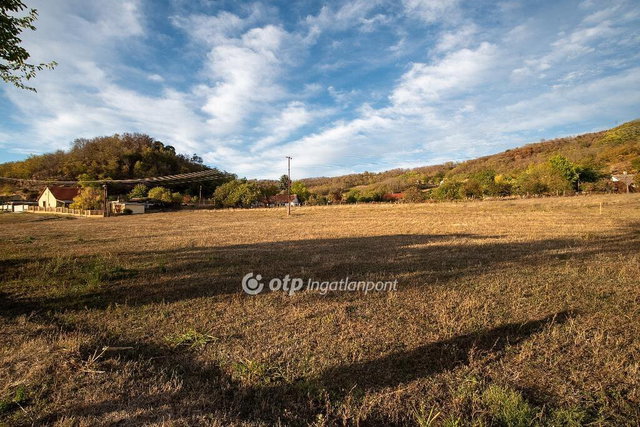 Eladó telek, Szekszárdon 4.9 M Ft / költözzbe.hu